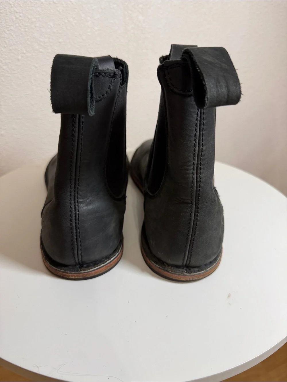 DaVinci Barefoot Black Leather Chukka Boots